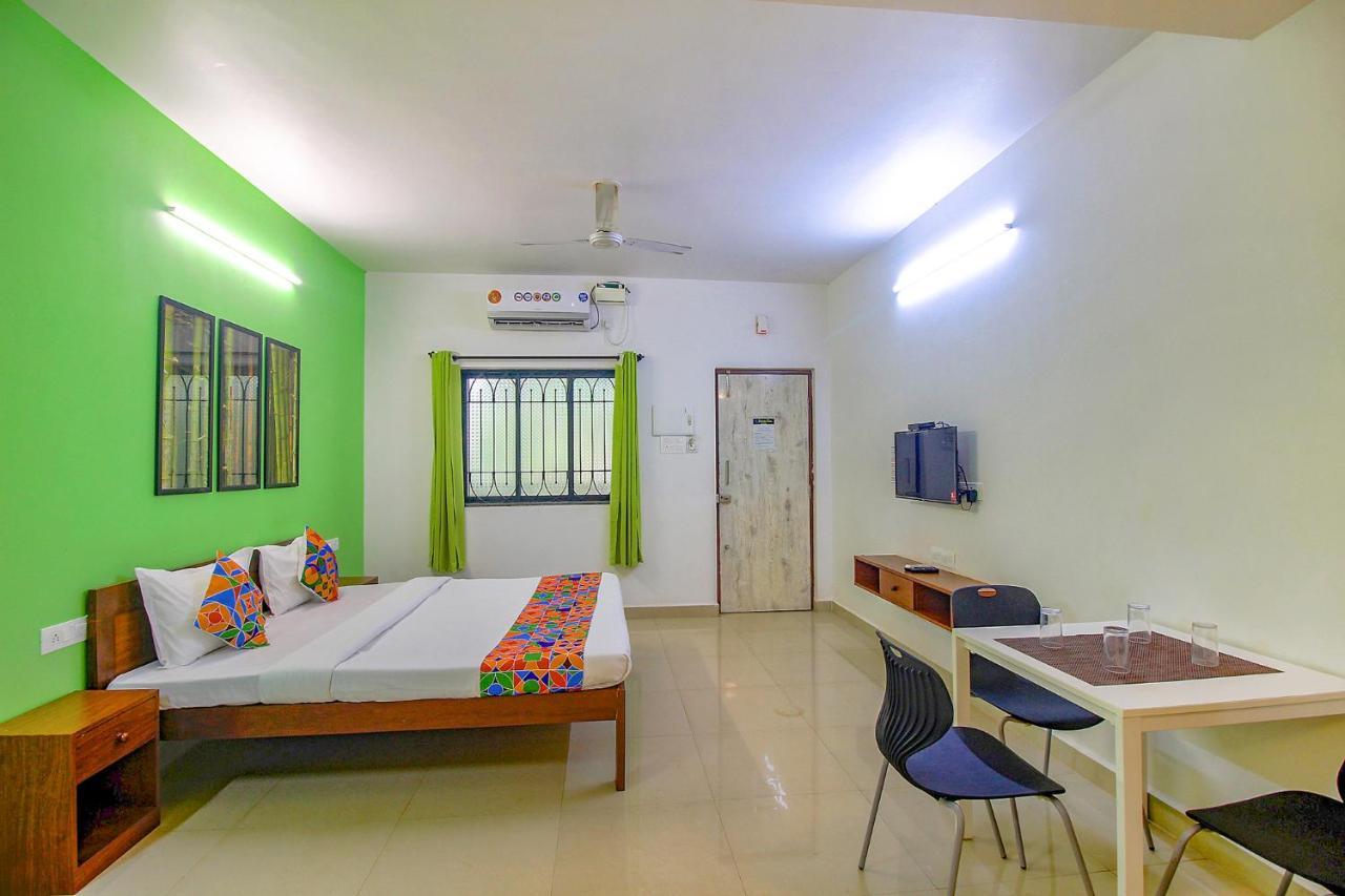 Fabescape Sk Studios With Pool & Gym, Arpora Old Goa Exterior foto