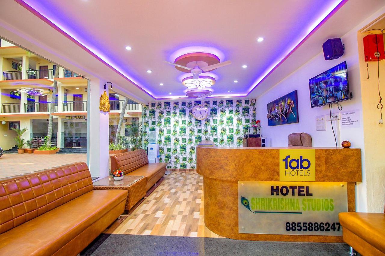 Fabescape Sk Studios With Pool & Gym, Arpora Old Goa Exterior foto