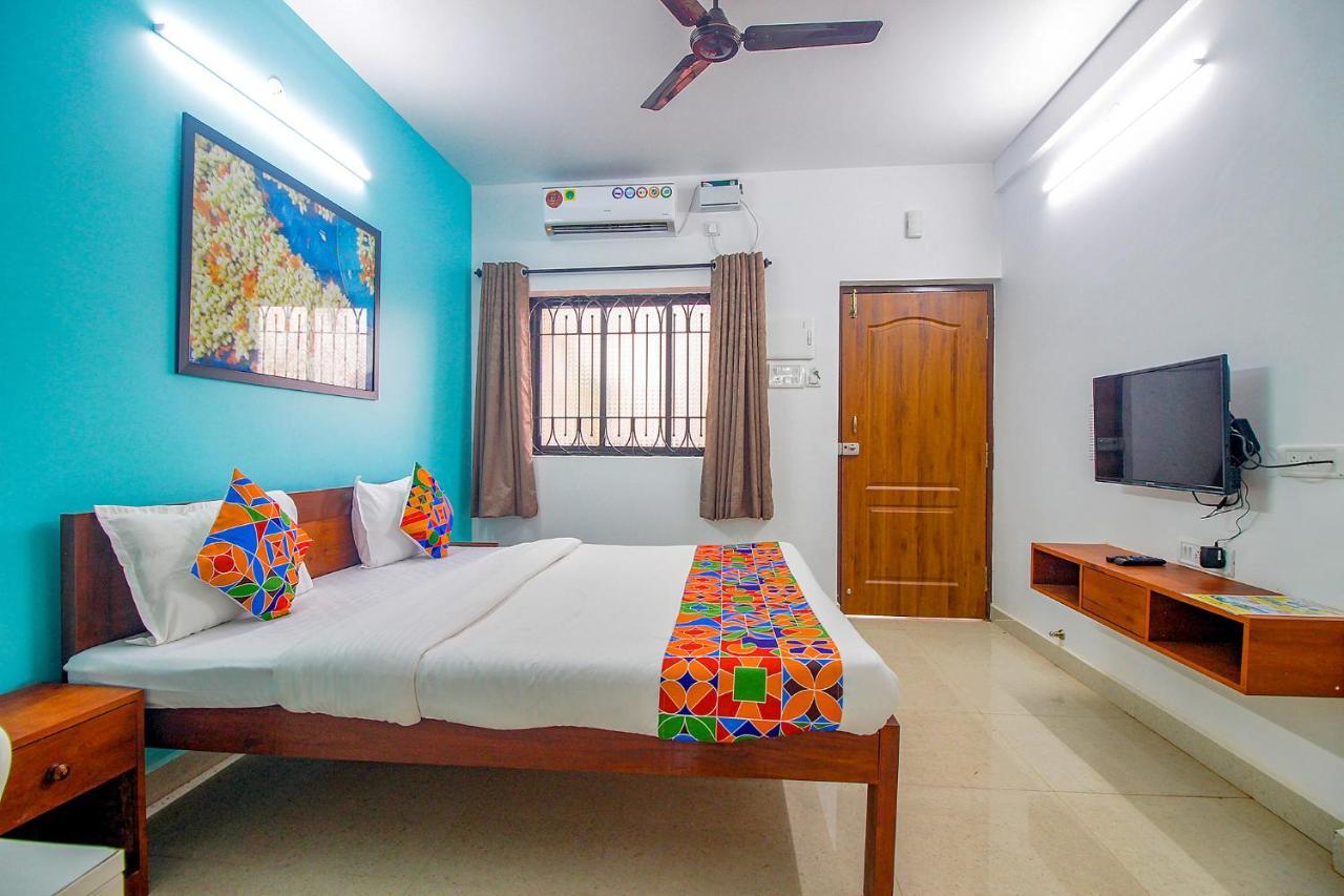 Fabescape Sk Studios With Pool & Gym, Arpora Old Goa Exterior foto