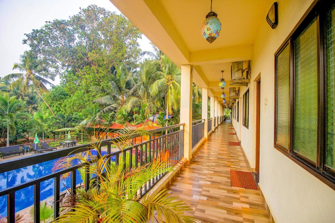 Fabescape Sk Studios With Pool & Gym, Arpora Old Goa Exterior foto